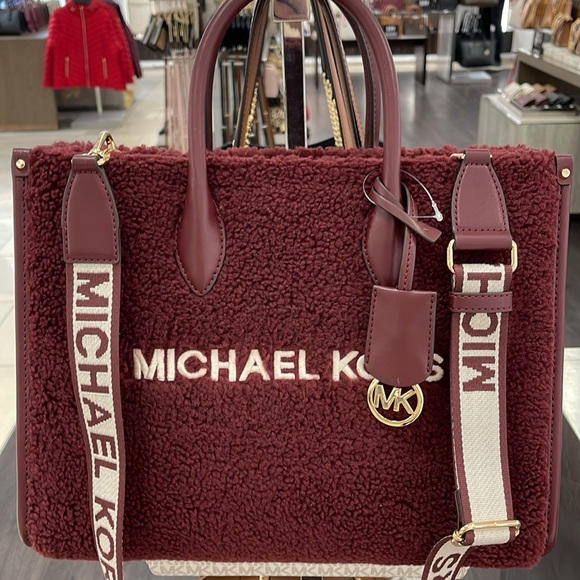 Michael Kors Medium SHEARLING MIRELLA Tote
Shoulder Bag 
Oxblood 
NWT - Picture 15 of 16